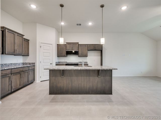 3501 E 153rd Street S, Bixby, OK 74008