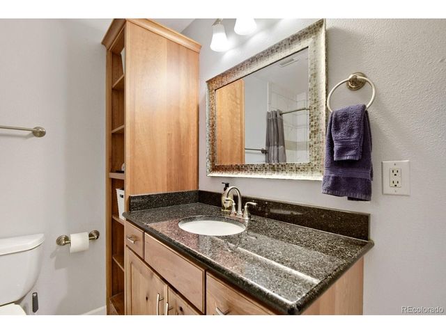 2330 E Fremont Ave 19-J, Centennial, CO 80122