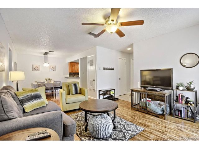 2330 E Fremont Ave 19-J, Centennial, CO 80122