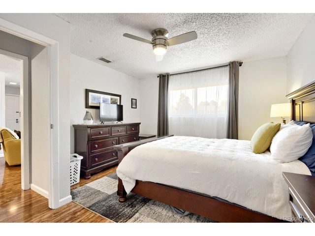 2330 E Fremont Ave 19-J, Centennial, CO 80122