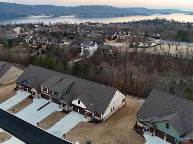 148 Whistling Straits Way, Guntersville, AL 35976