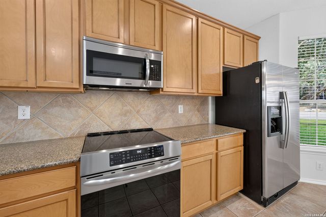 742 SAN GABRIEL LOOP, New Braunfels, TX 78132