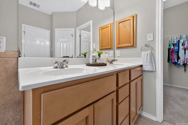 742 SAN GABRIEL LOOP, New Braunfels, TX 78132
