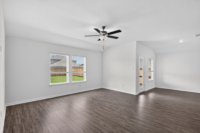 2343 Buffalo Bayou Way, Crandall, TX 75114