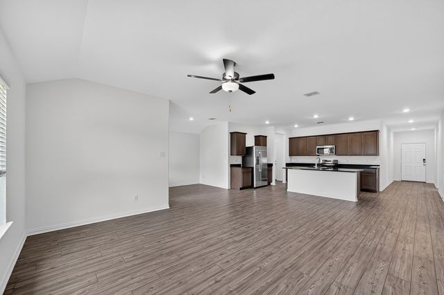 2343 Buffalo Bayou Way, Crandall, TX 75114