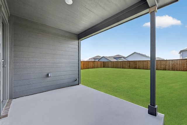 2343 Buffalo Bayou Way, Crandall, TX 75114