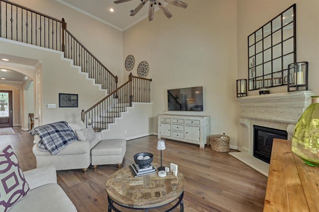 128 Shane Street, Montgomery, TX 77316