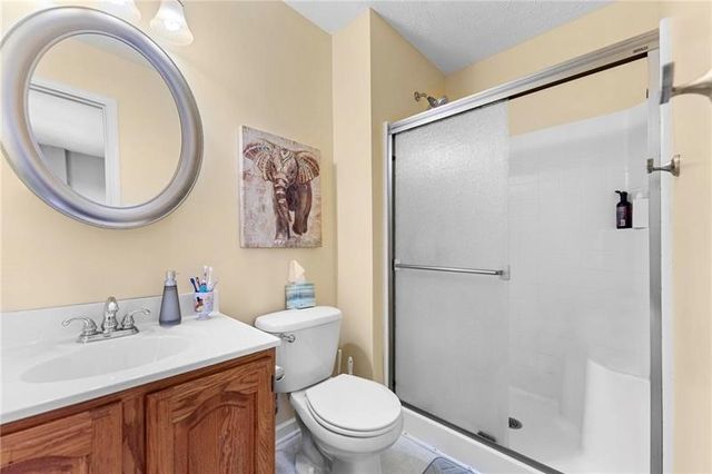 2293 Flint Dr, South Strabane, PA 15301