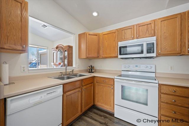 5921 ATLANTIC DR, Cheyenne, WY 82001