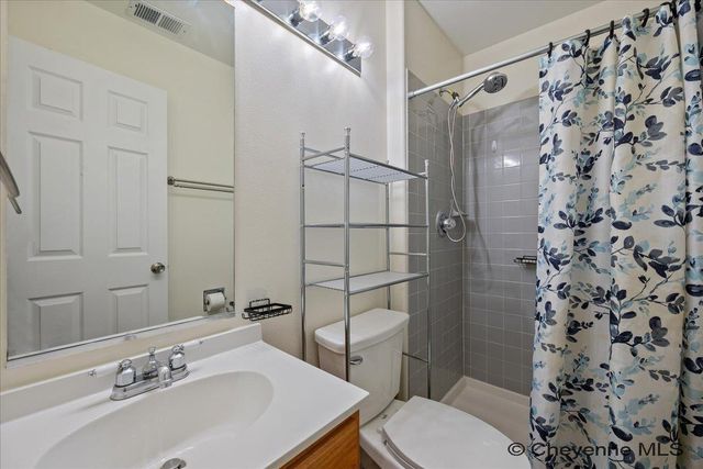 5921 ATLANTIC DR, Cheyenne, WY 82001