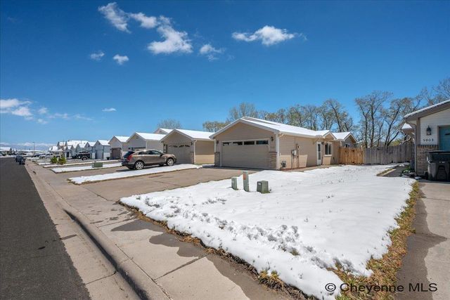 5921 ATLANTIC DR, Cheyenne, WY 82001