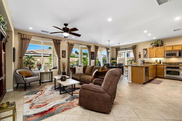 81820 Golden Star Way, La Quinta, CA 92253