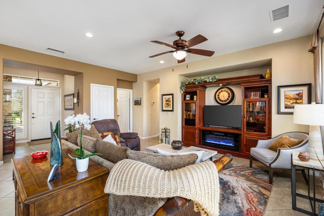 81820 Golden Star Way, La Quinta, CA 92253