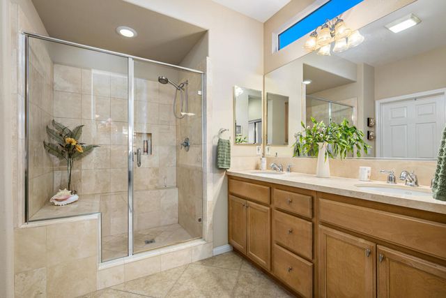 81820 Golden Star Way, La Quinta, CA 92253