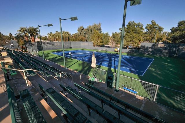 81820 Golden Star Way, La Quinta, CA 92253