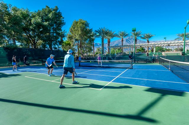 81820 Golden Star Way, La Quinta, CA 92253