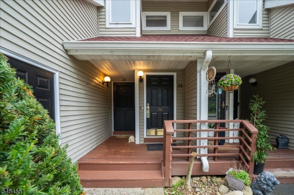 26 Red Oak Ter, Jefferson Twp., NJ 07438 — photo 2