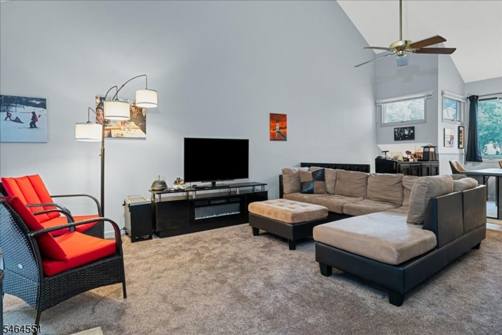 26 Red Oak Ter, Jefferson Twp., NJ 07438 — photo 3