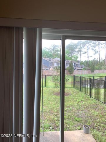 7886 ECHO SPRINGS Road, Jacksonville, FL 32256