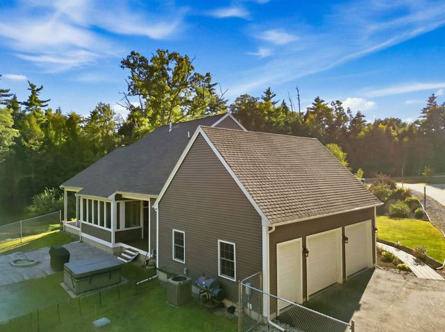 106 Wellington Lane, Loudon, NH 03307