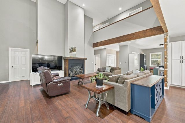 106 Wellington Lane, Loudon, NH 03307