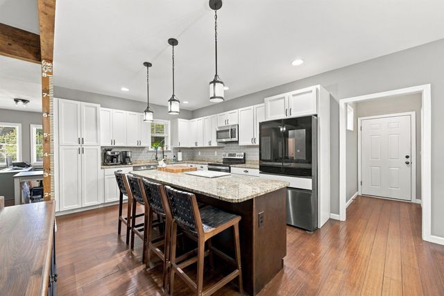 106 Wellington Lane, Loudon, NH 03307