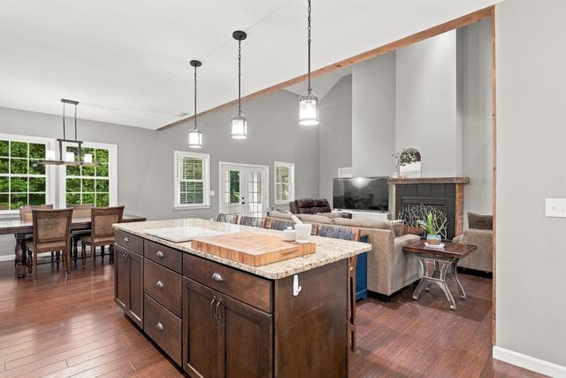 106 Wellington Lane, Loudon, NH 03307