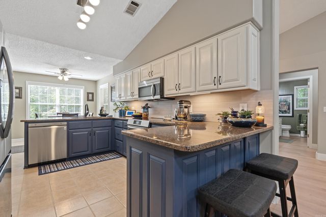 8 Letero Lane, Hot Springs Village, AR 71909
