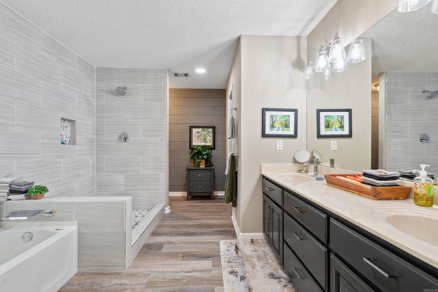 8 Letero Lane, Hot Springs Village, AR 71909