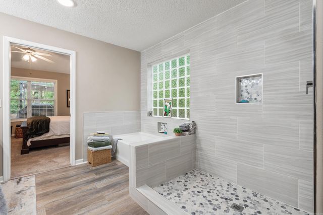 8 Letero Lane, Hot Springs Village, AR 71909