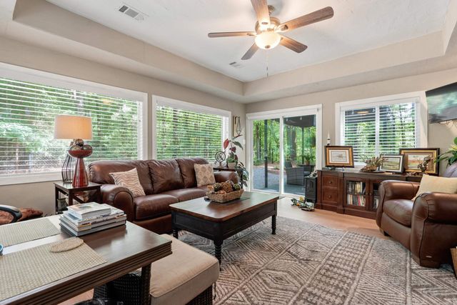 8 Letero Lane, Hot Springs Village, AR 71909