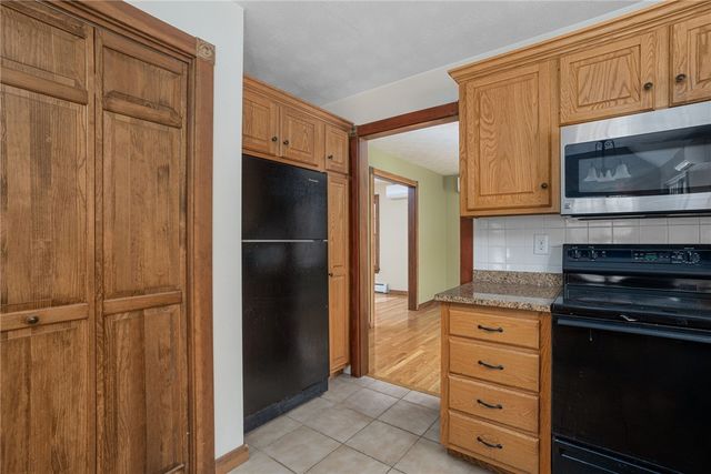 143 Ross Hill Road, Charlestown, RI 02813