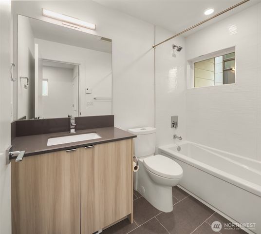 8507 16th Avenue NW, Seattle, WA 98117