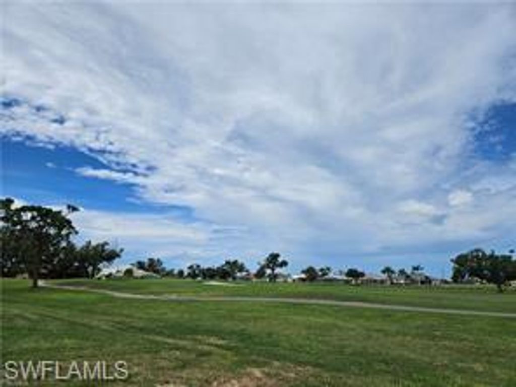 1528 NW 28th AVE, Cape Coral, FL 33993