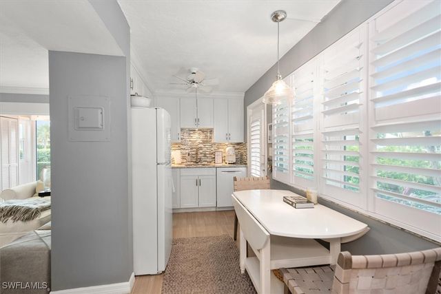 291 8th AVE S 291A, Naples, FL 34102