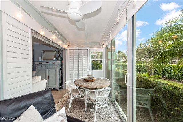 291 8th AVE S 291A, Naples, FL 34102