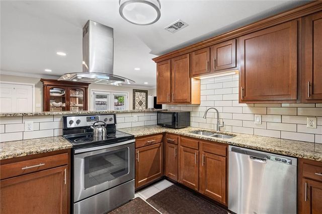 6120 Zeigler Boulevard, Mobile, AL 36608