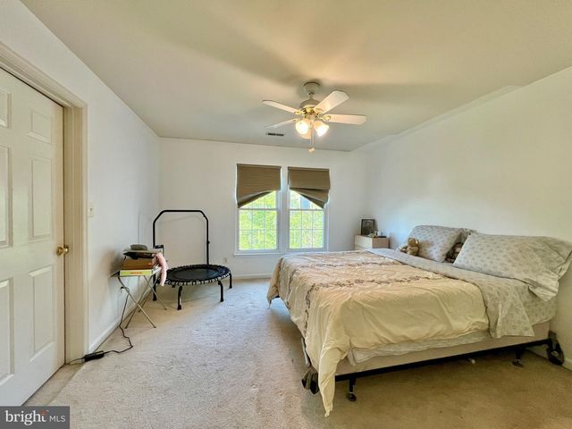 14158 DARKWOOD CIR, Centreville, VA 20121