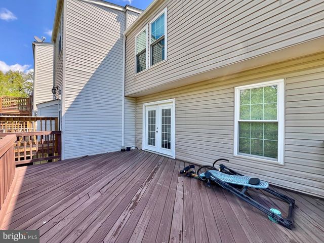 14158 DARKWOOD CIR, Centreville, VA 20121