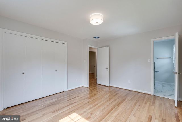 9808 BRIXTON LN, Bethesda, MD 20817