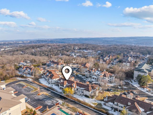 105 Oxford Drive 10, Branson, MO 65616