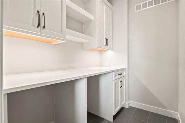 11201 W 169th Street, Overland Park, KS 66221