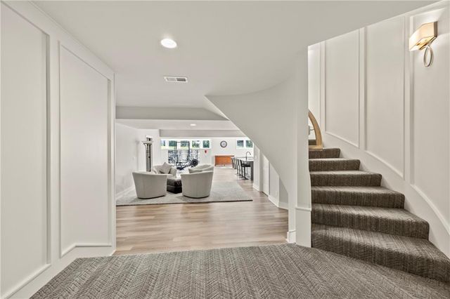 11201 W 169th Street, Overland Park, KS 66221