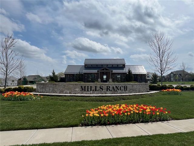11201 W 169th Street, Overland Park, KS 66221