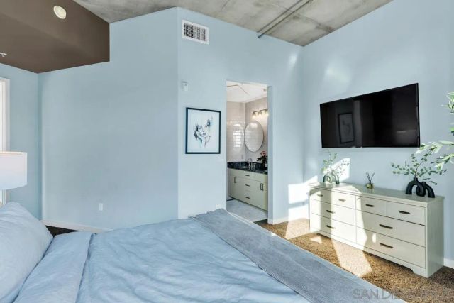 1050 Island 612, San Diego, CA 92101