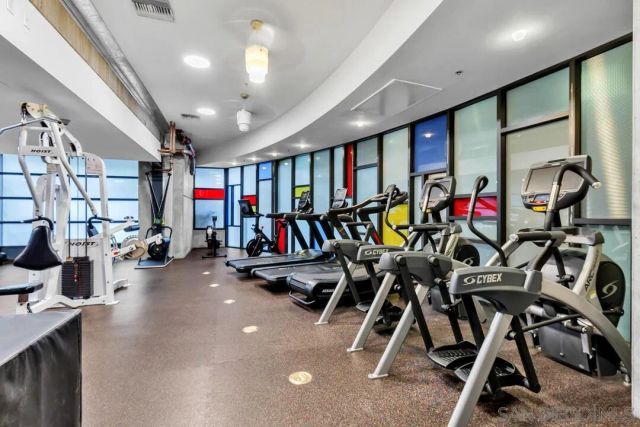 1050 Island 612, San Diego, CA 92101