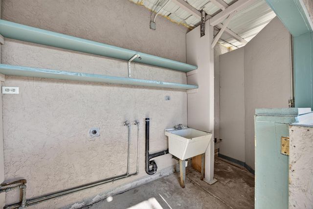 226 W Clay St, Stockton, CA 95206