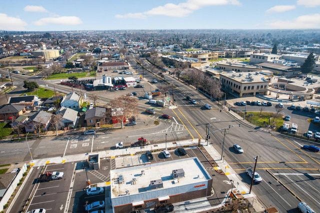 226 W Clay St, Stockton, CA 95206