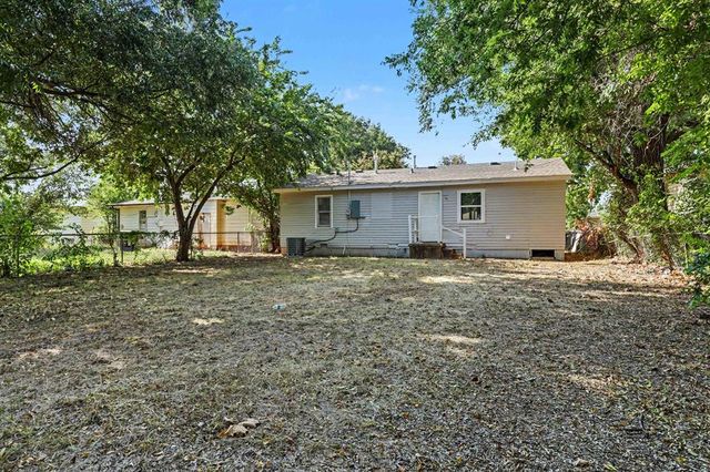 3805 SW 40th Place, Oklahoma City, OK 73119