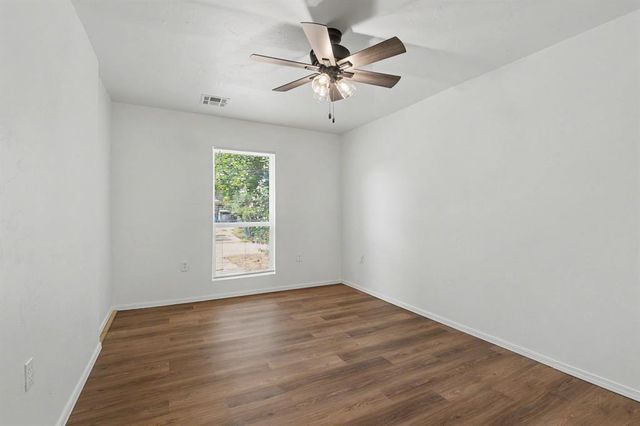 3805 SW 40th Place, Oklahoma City, OK 73119